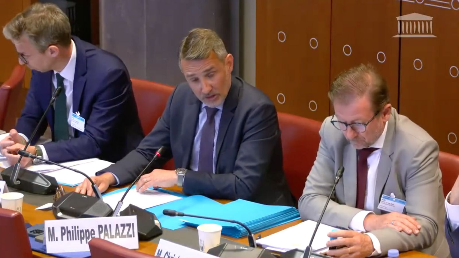 Groupe Casino : syndicats et direction exposent deux visions divergentes de la situation