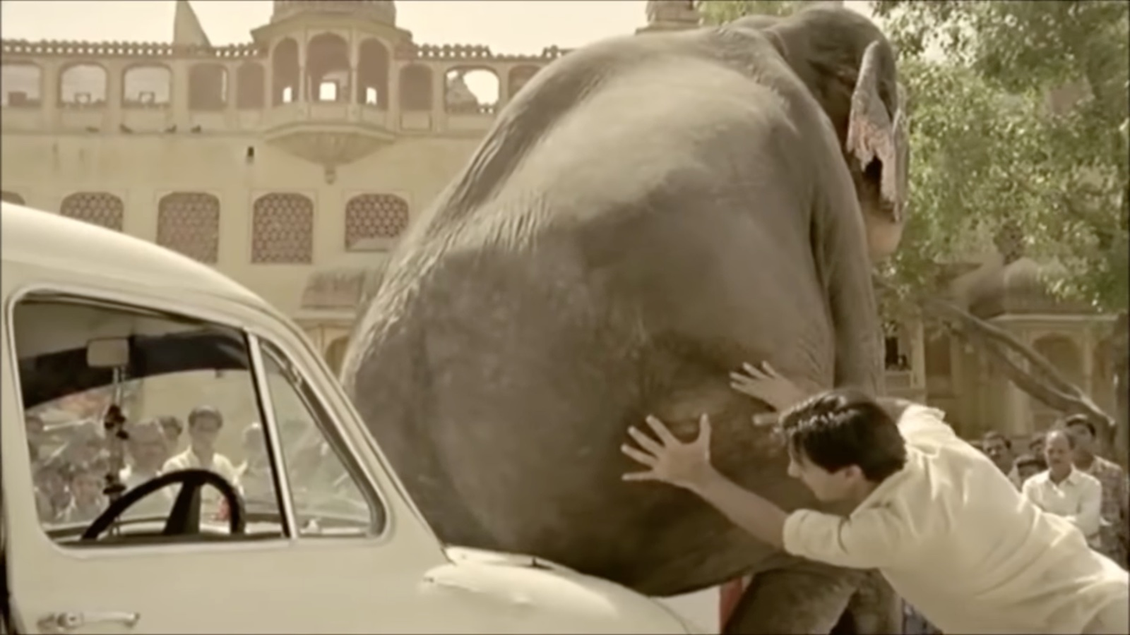 Ces pubs qui vous ont marqués : le sculpteur de 206