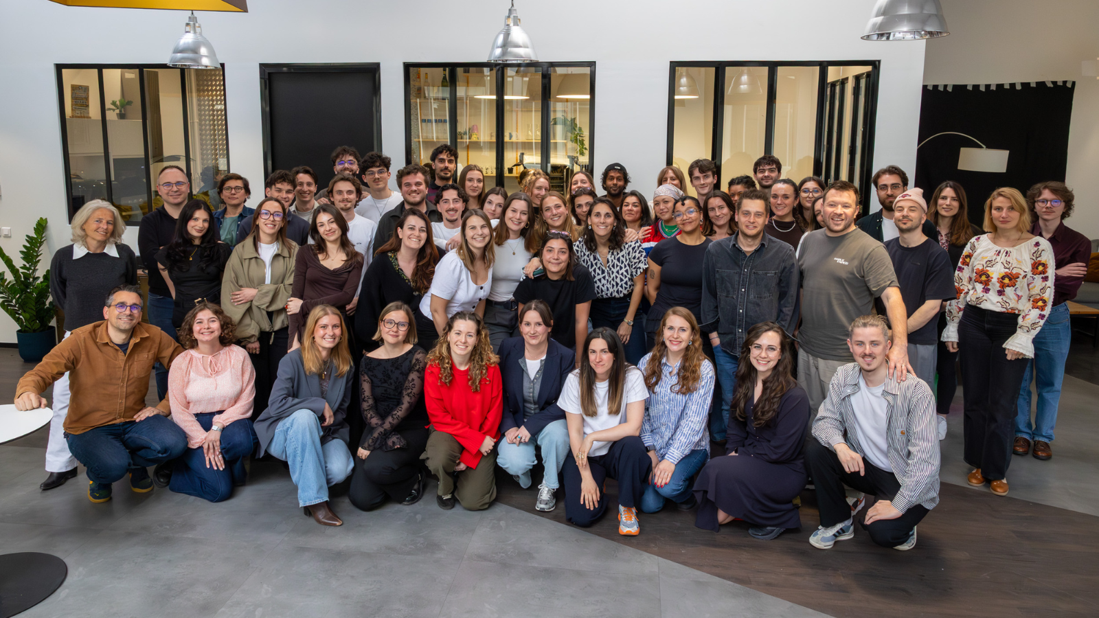 Com’Over ouvre un nouveau chapitre en se rebaptisant « Leveled »