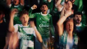 Casino fait son retour sur le maillot de l'AS Saint-Étienne
