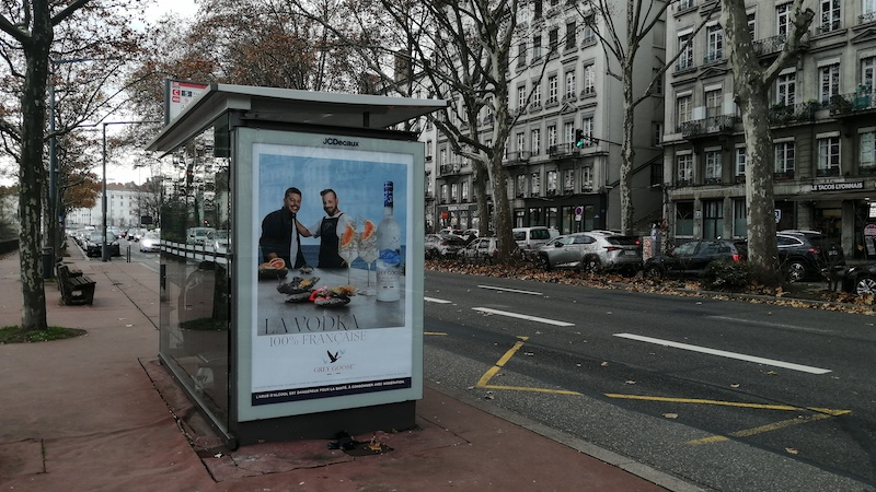 Lyon : les panneaux publicitaires JCDecaux désormais éteints la nuit