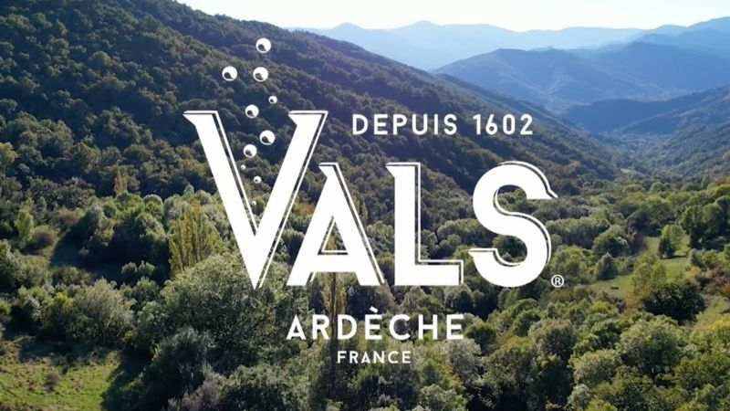 La marque d'eau Vals mène une campagne en télévision